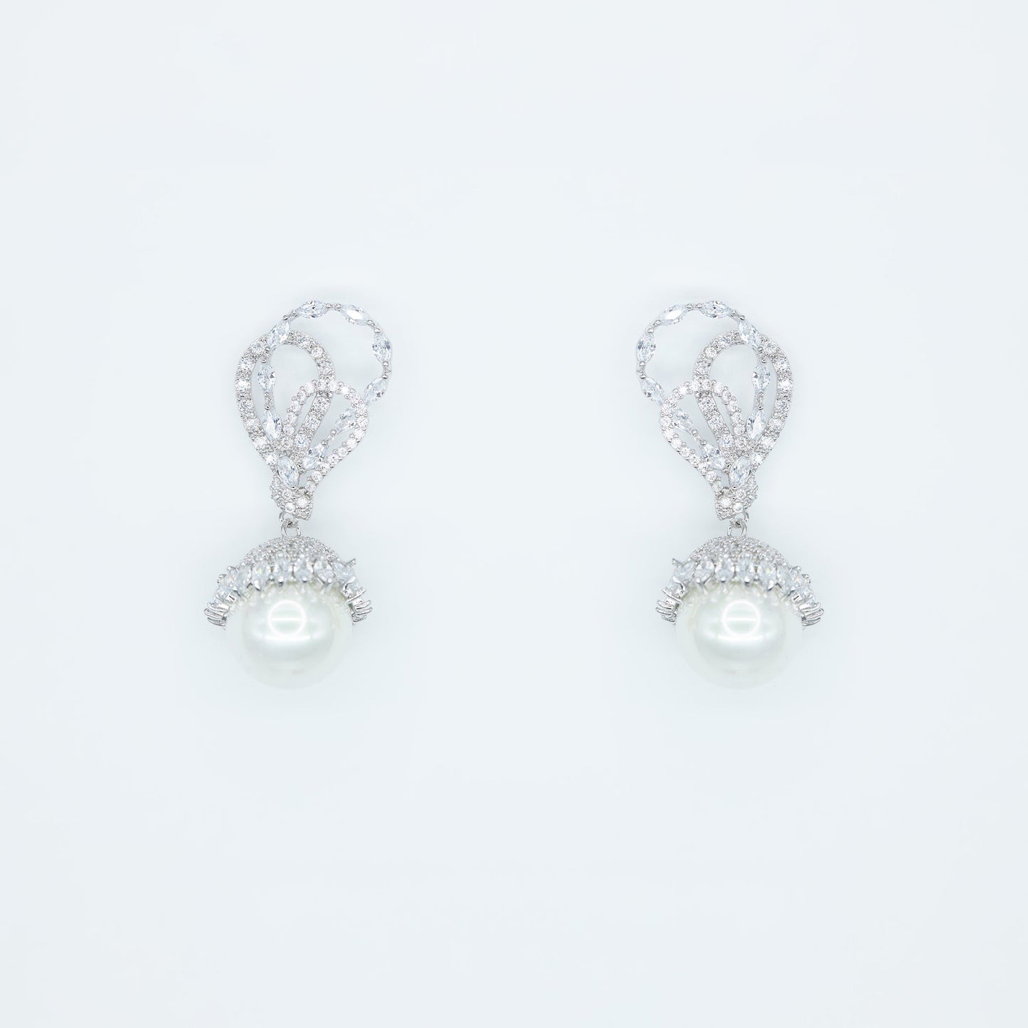 Pearly Whites | Earrings