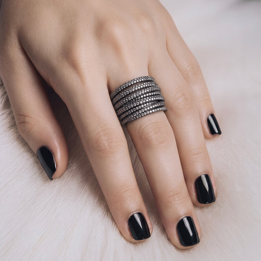 The Pavé Stack Black